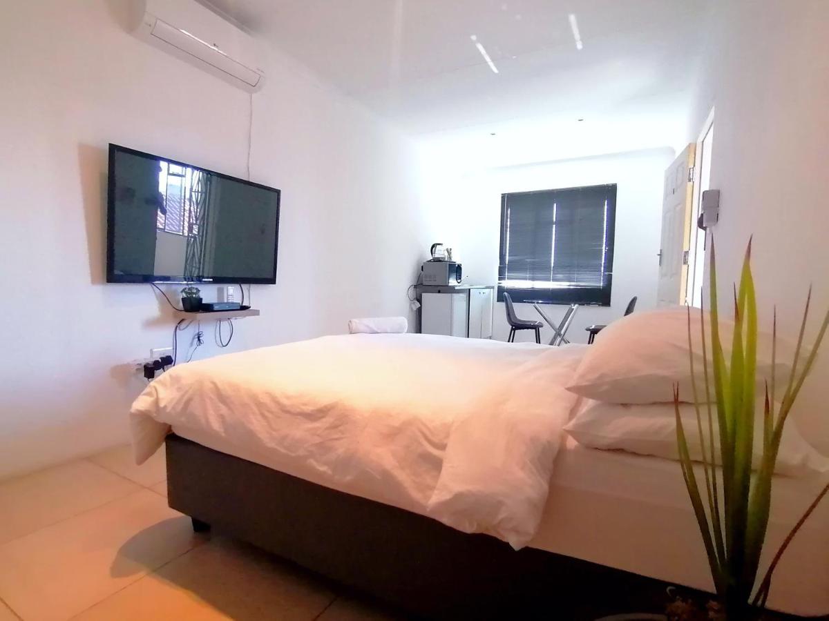 Cosmo Sleepover Roodepoort Dış mekan fotoğraf