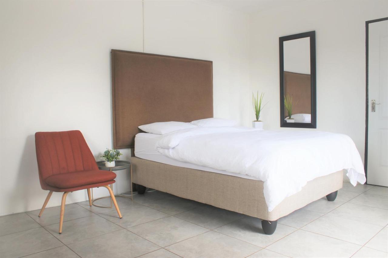 Cosmo Sleepover Roodepoort Dış mekan fotoğraf