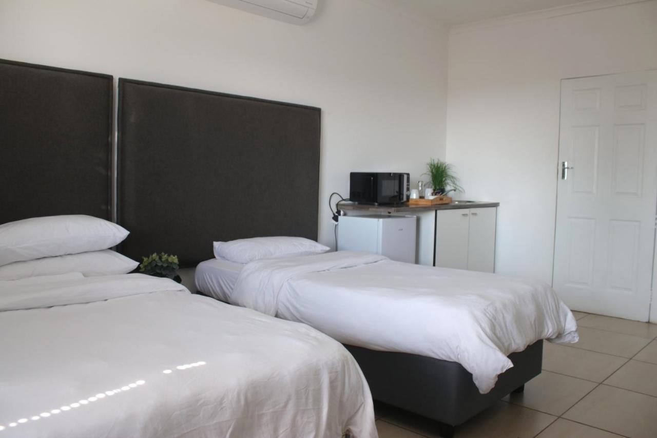 Cosmo Sleepover Roodepoort Dış mekan fotoğraf